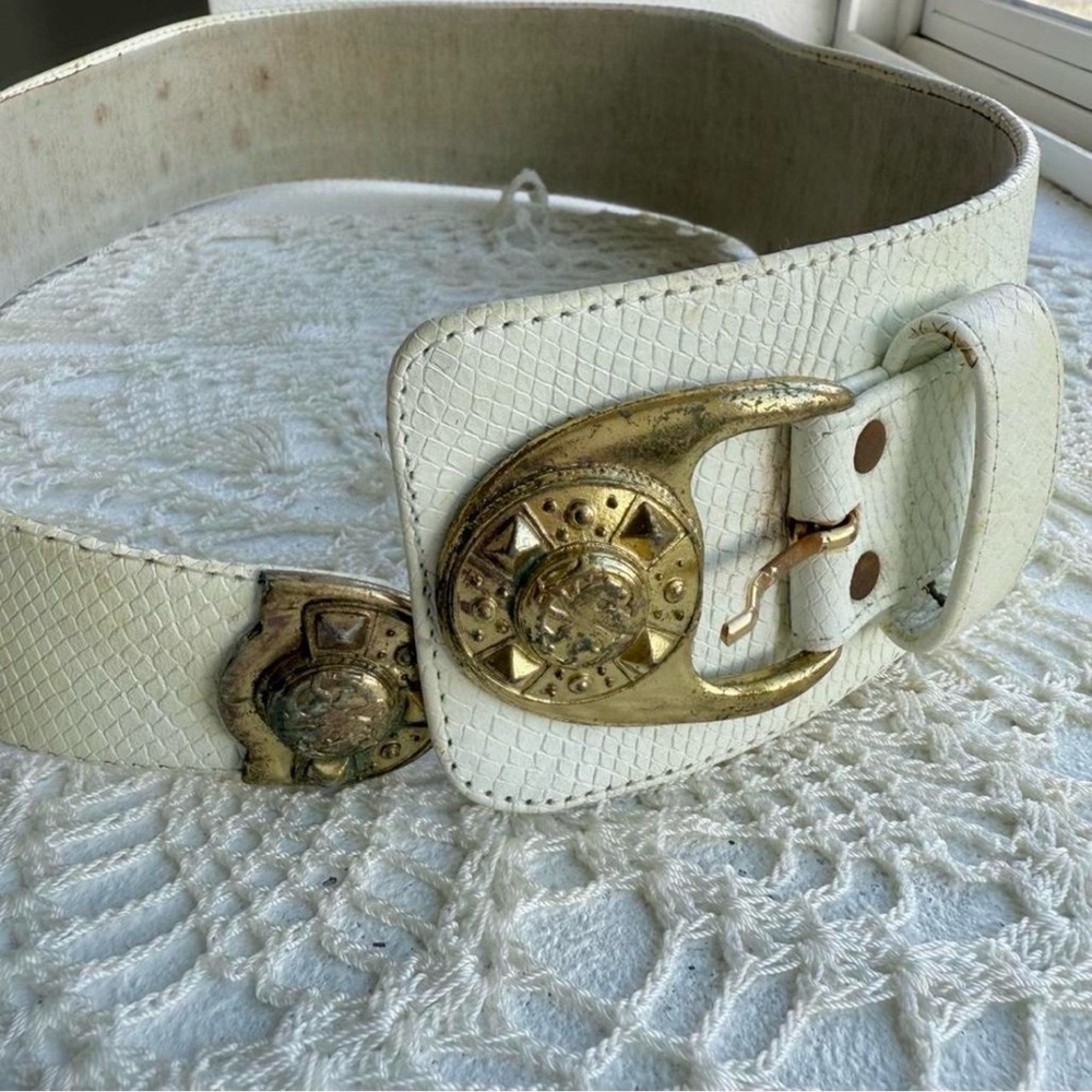 Leatherock Vintage White Medallion Leather Belt Medieval Festival Boho 36”